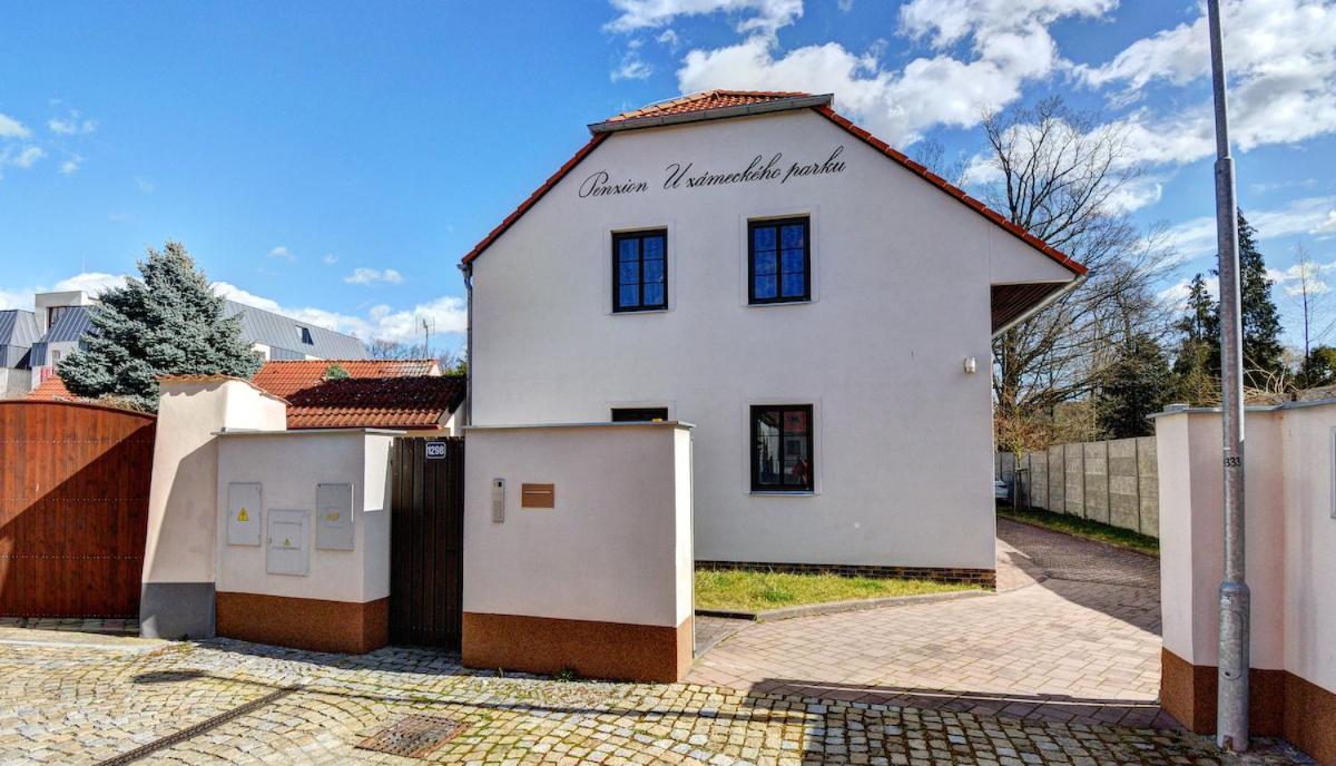 Penzion U Zameckeho Parku Třeboň 외부 사진