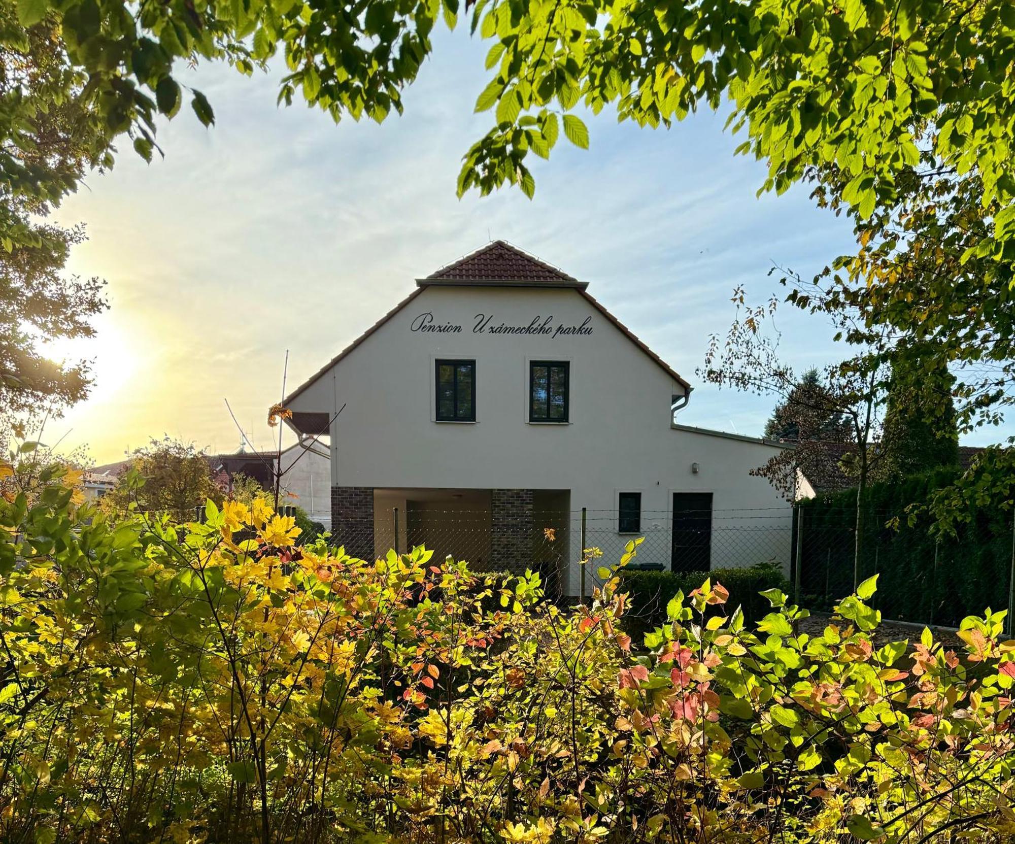 Penzion U Zameckeho Parku Třeboň 외부 사진